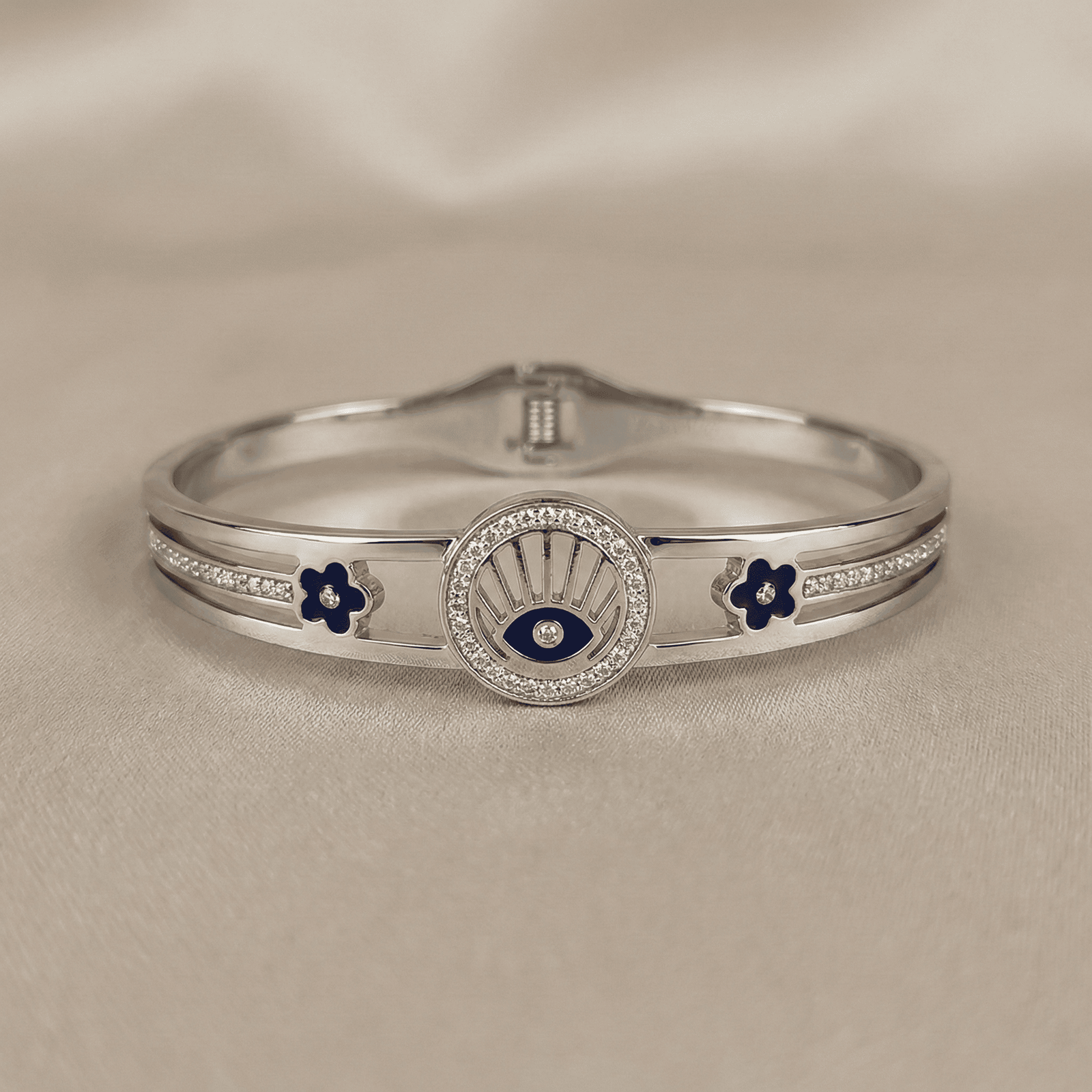 Eshanarya anti tarnish evil eye bracelet for women
