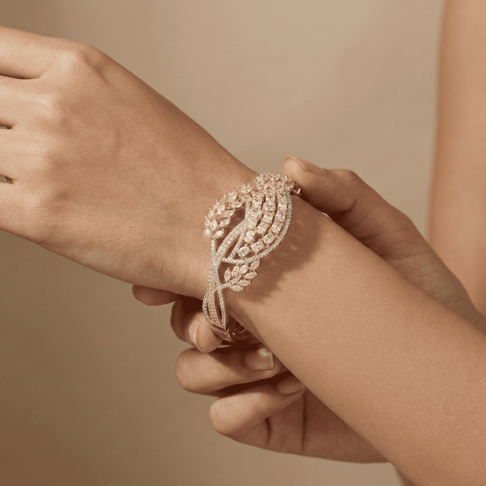 Women’s anti tarnish CZ stainless steel bracelet