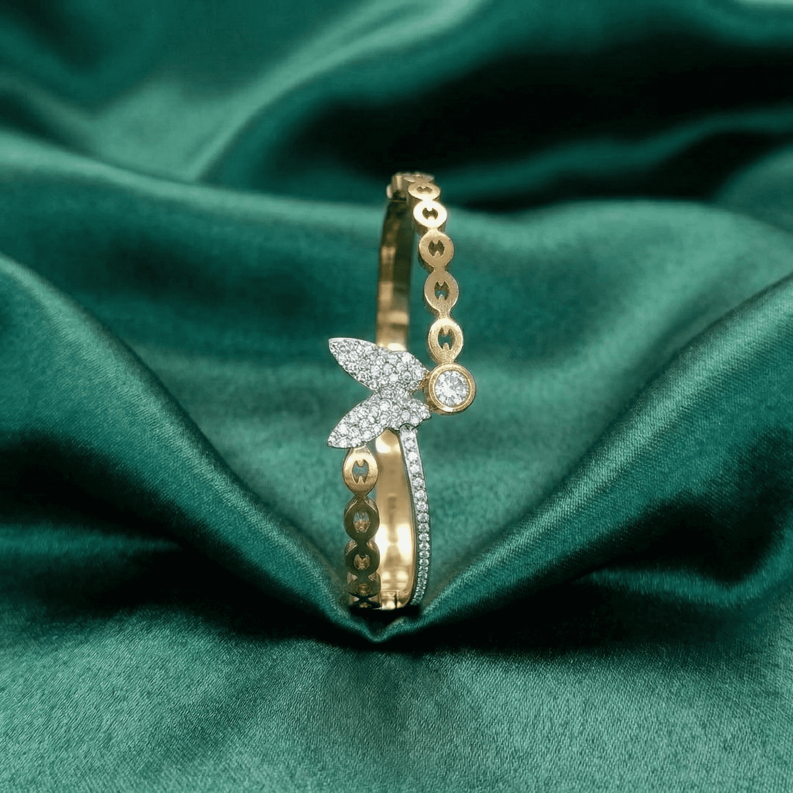 Butterfly crystal bracelet for women in gold-tone stainless steel