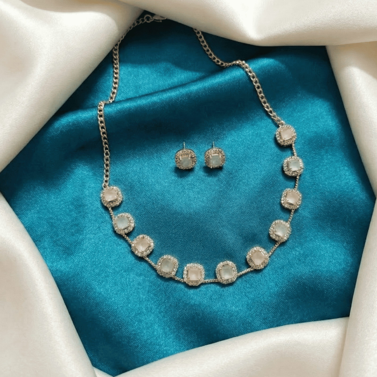 Eshanarya-Pastel-AD-Floral-Necklace-Set-7.png