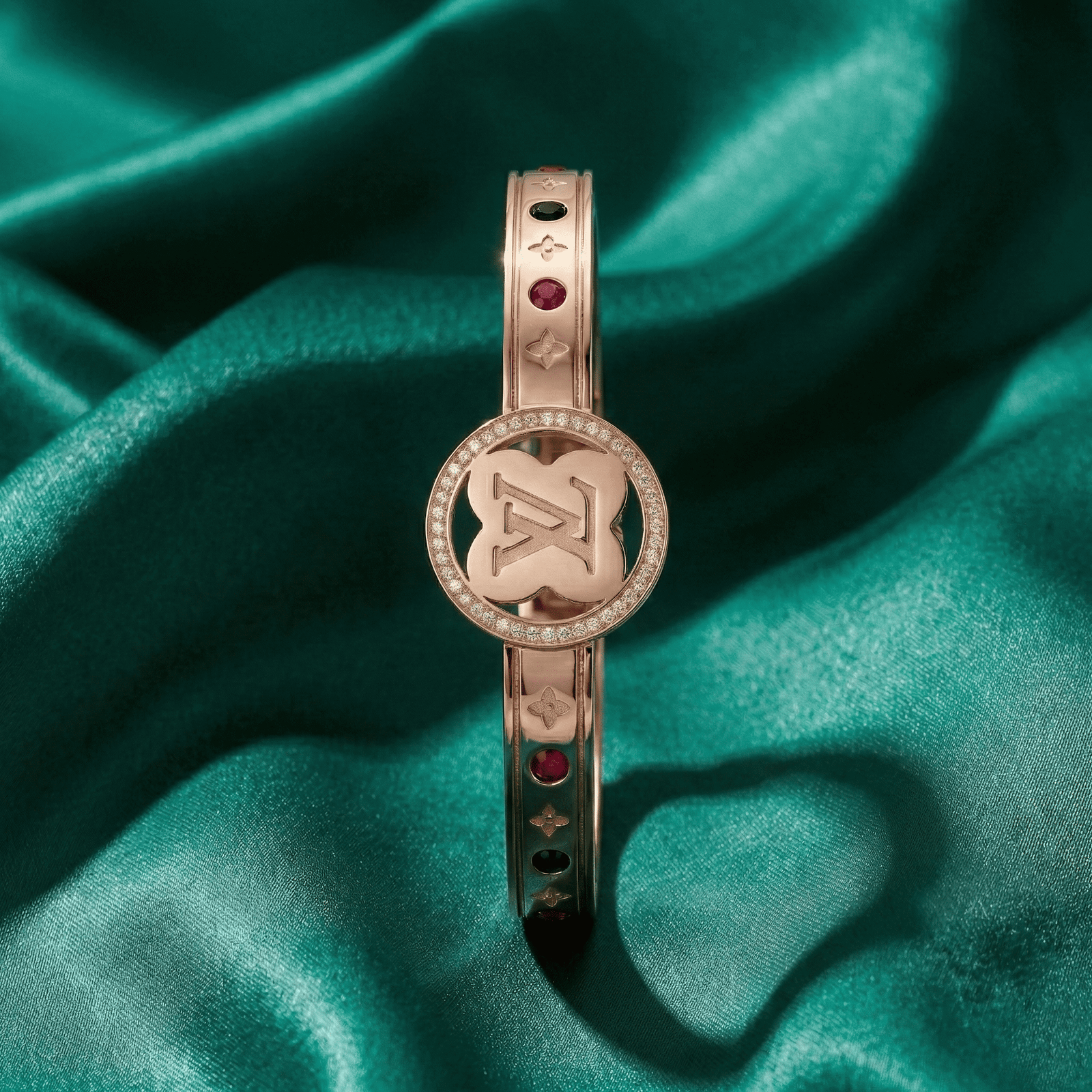 Luxury rose gold bracelet with crystal detailing
