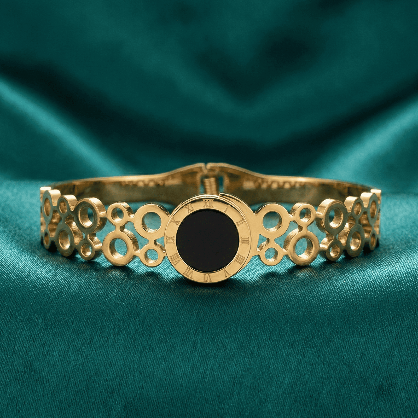 Gold Tone Circular Link Anti-Tarnish Stainless Steel Bracelet for Women