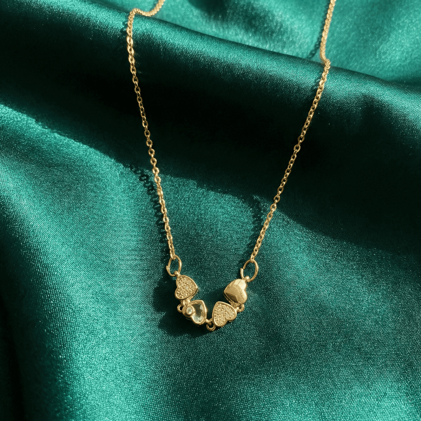 Heart design convertible pendant chain for women